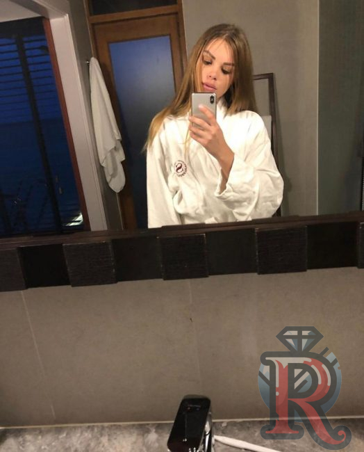 эскорт услуги в москве