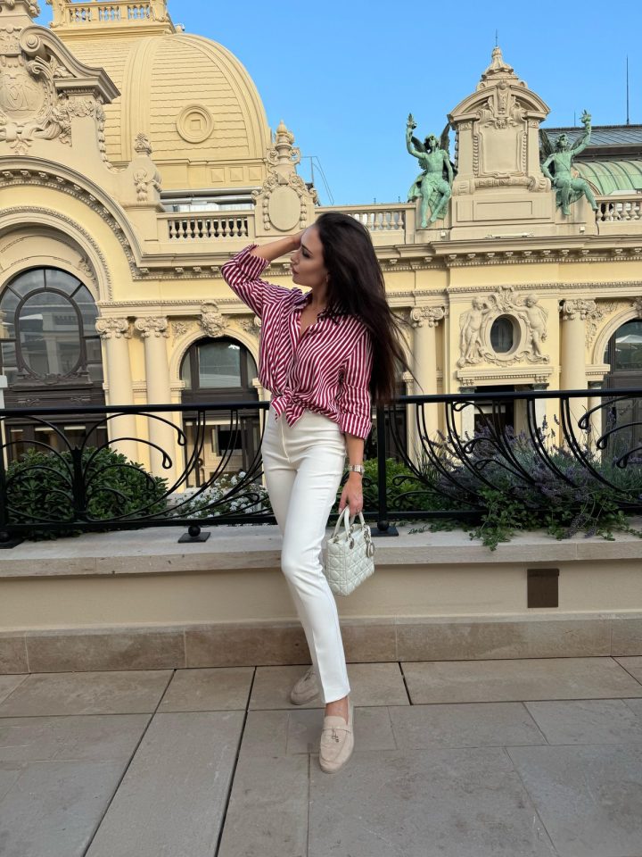 Alena — photo 2
