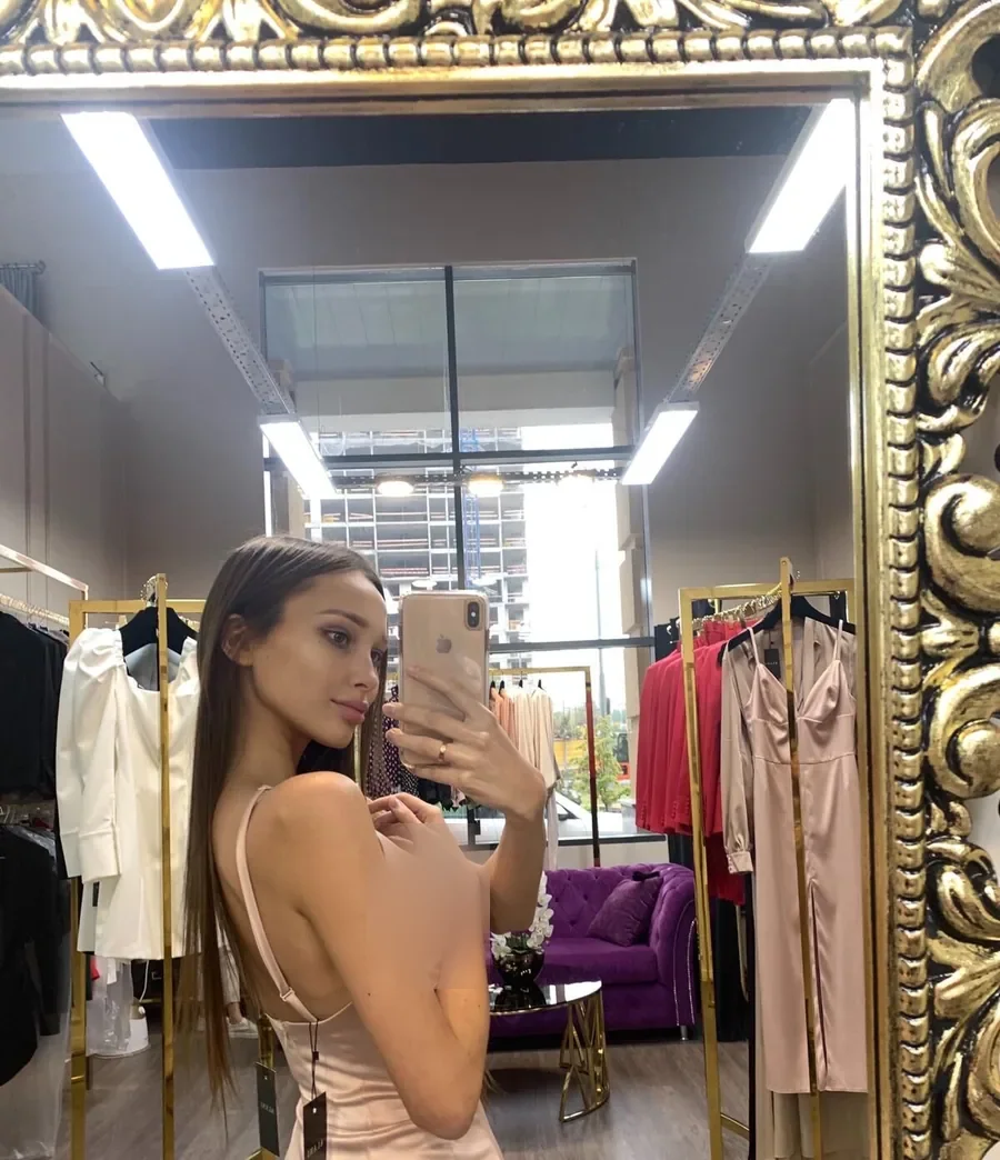 Elya — profile with photos