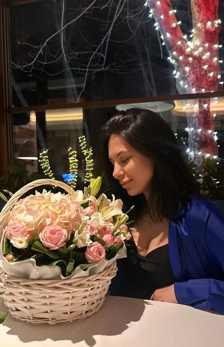 Alisa — profile with photos