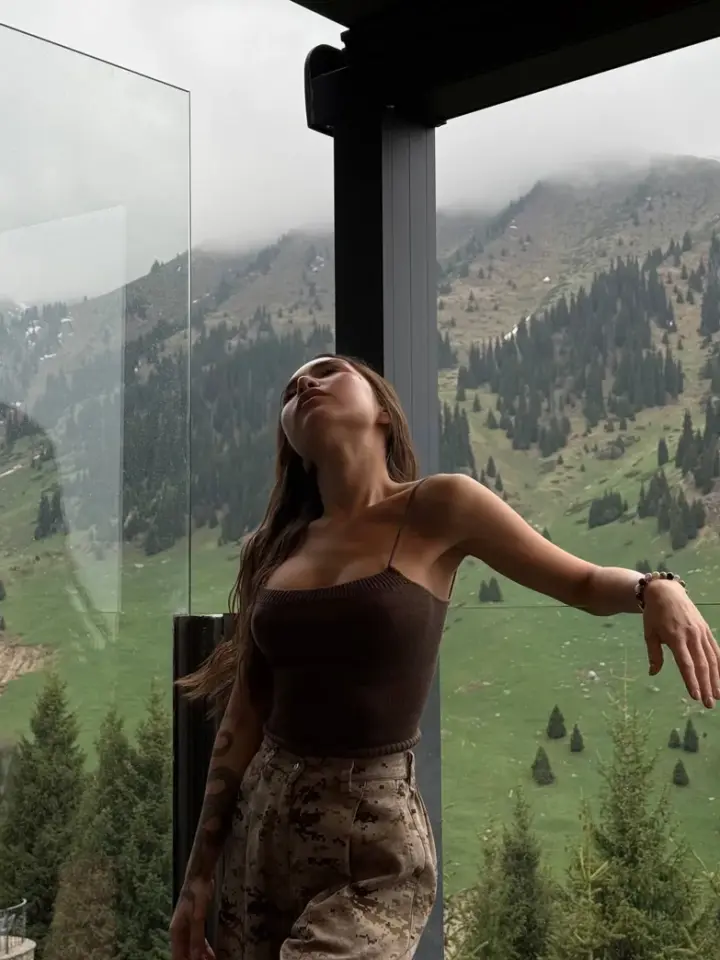 Melania — photo 7