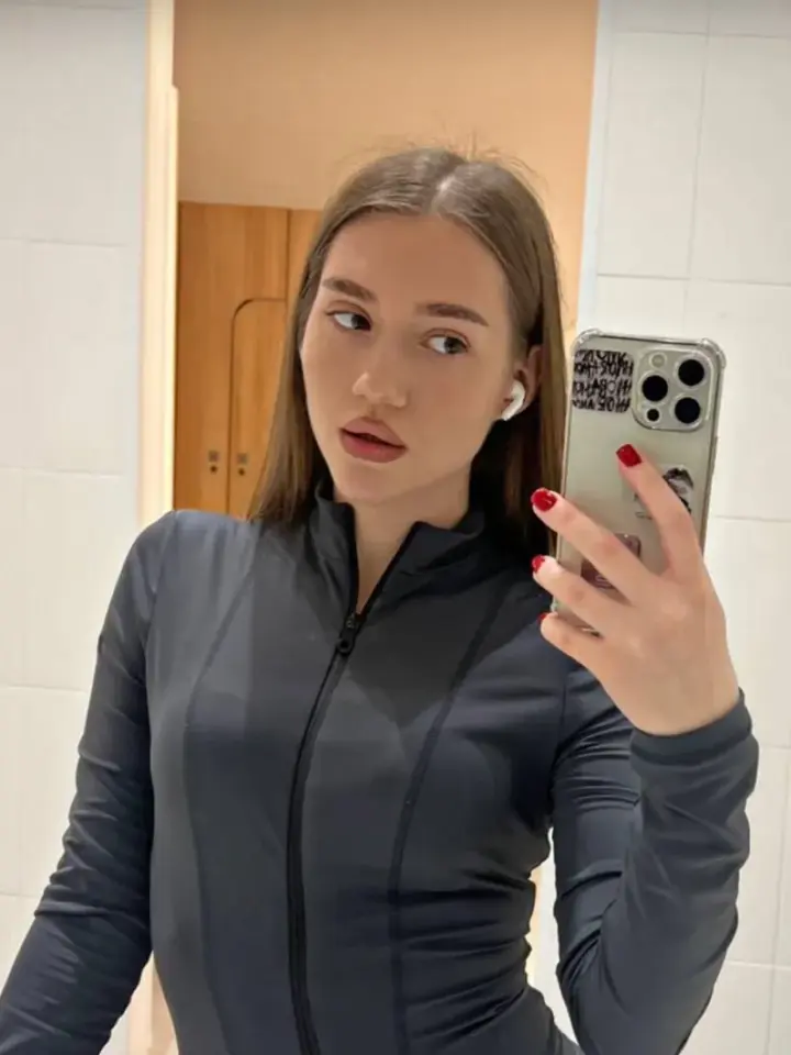 Renata — photo 6