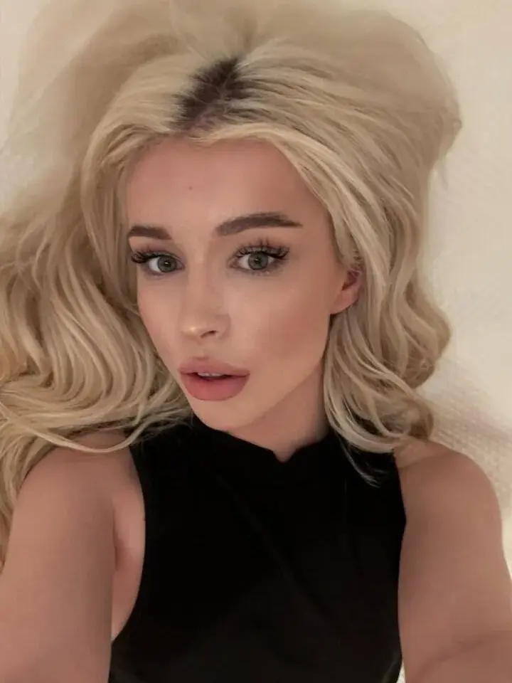 Karina — photo 8